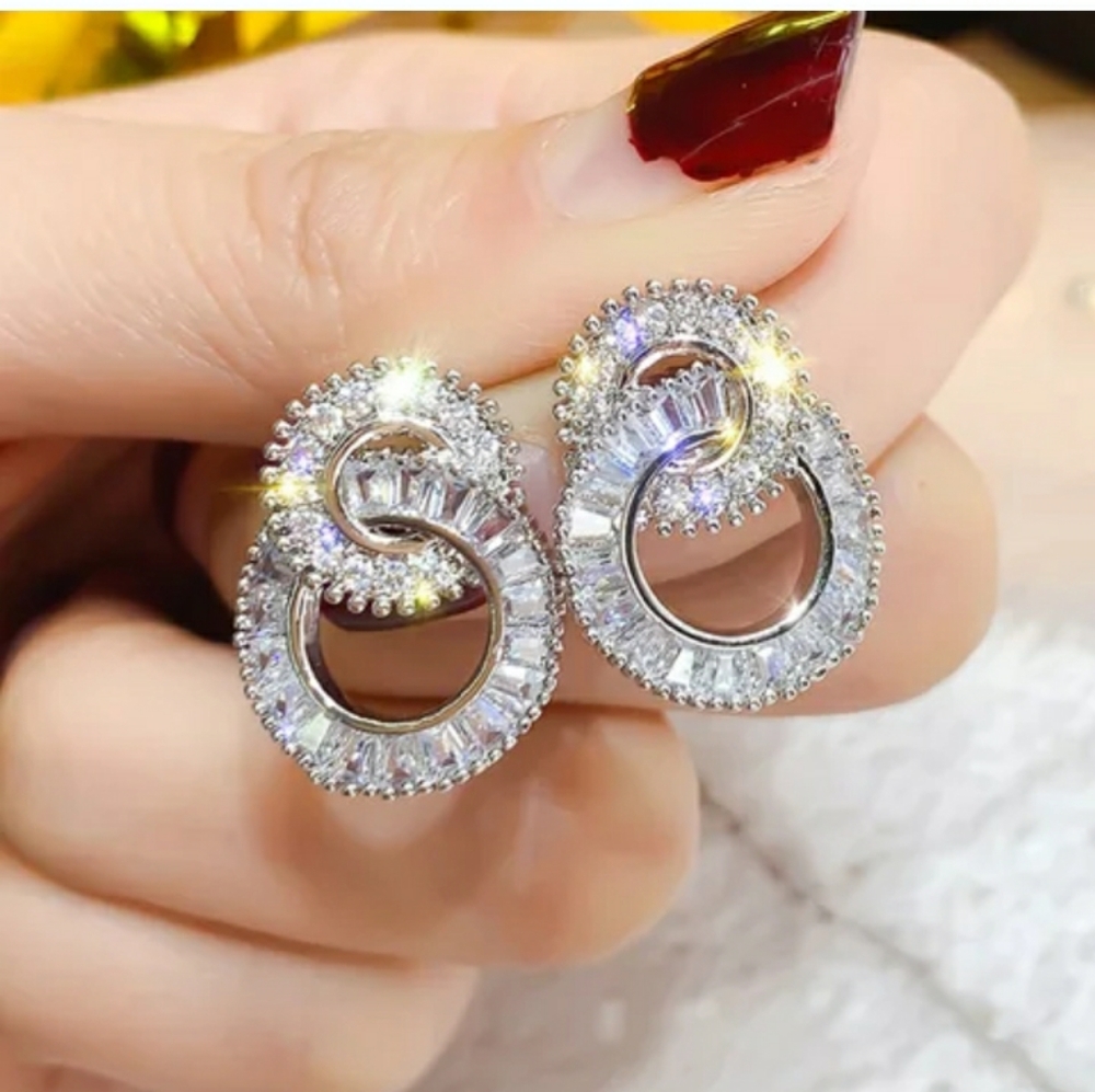 New Silver Two Circles Drop Earrings